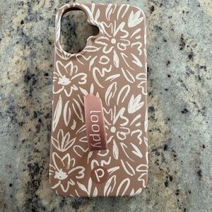 Loopy Case Tan and White Floral Phone Case iPhone 16